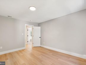 3118 Miller Heights Road, Oakton VA 22124