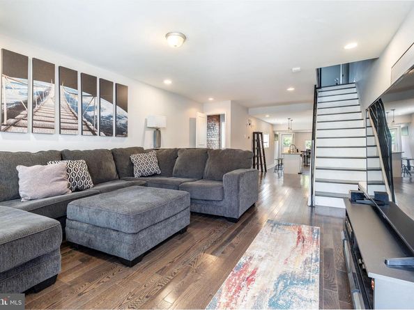 2502 W Seybert Street, Philadelphia PA 19121
