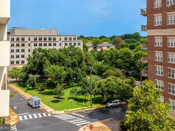 3800 Fairfax Drive 612, Arlington VA 22203