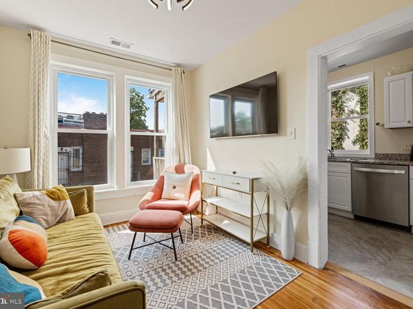 325 V Street NE, Washington DC 20002