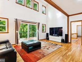 6364 Evangeline Lane, Alexandria VA 22312