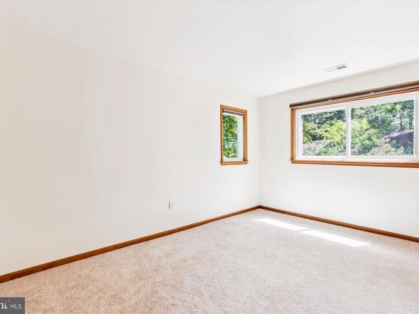 6364 Evangeline Lane, Alexandria VA 22312