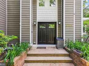 6364 Evangeline Lane, Alexandria VA 22312