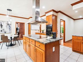 6364 Evangeline Lane, Alexandria VA 22312