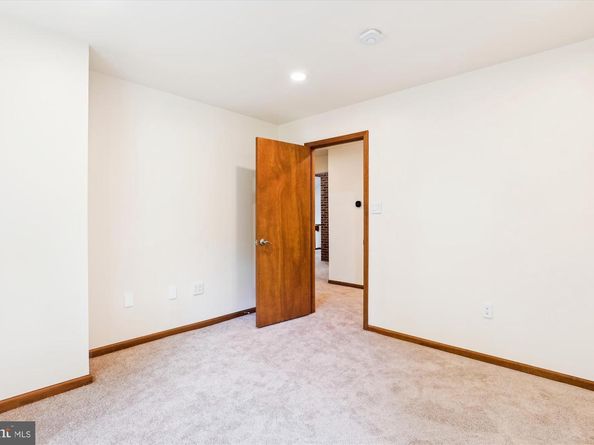 6364 Evangeline Lane, Alexandria VA 22312
