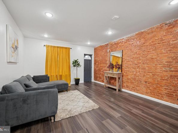 453 E High Street, Philadelphia PA 19144