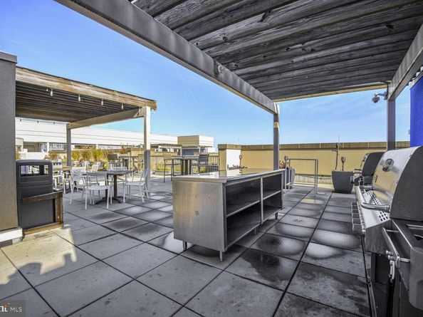 811 4TH Street NW 807, Washington DC 20001