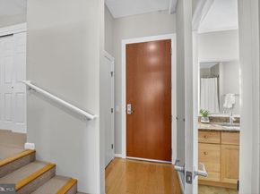 811 4TH Street NW 807, Washington DC 20001