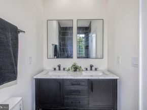 1680 Ebenezer Court SE, Washington DC 20003
