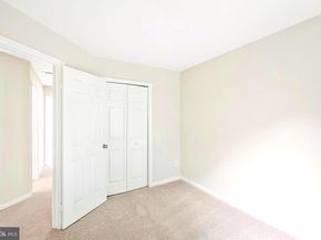 21921 Myrtlewood Square, Sterling VA 20164