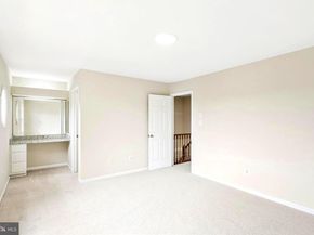 21921 Myrtlewood Square, Sterling VA 20164
