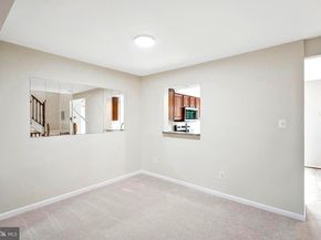 21921 Myrtlewood Square, Sterling VA 20164