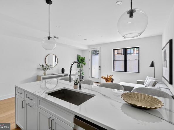 828 21st Street NE 1, Washington DC 20002