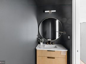 828 21st Street NE 1, Washington DC 20002