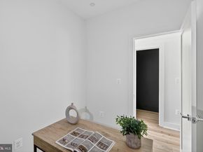 828 21st Street NE 1, Washington DC 20002