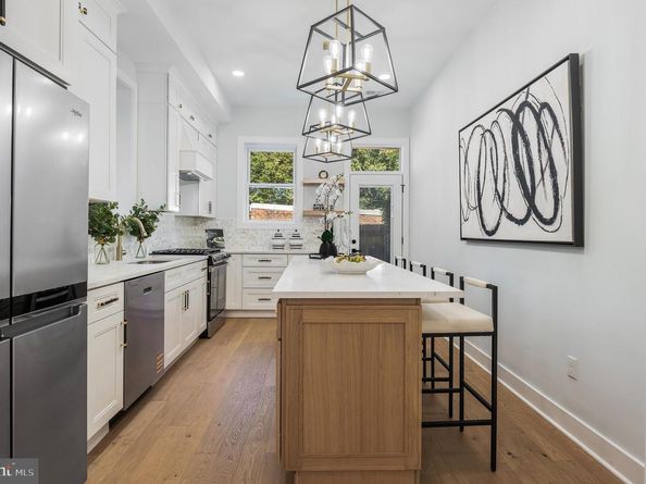 916 NE C Street NE, Washington DC 20002