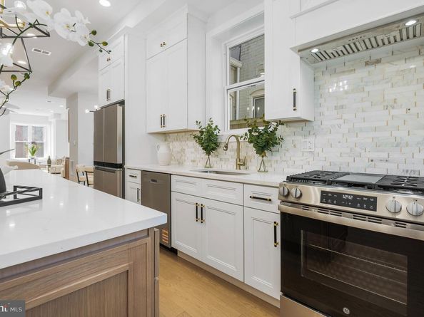 916 NE C Street NE, Washington DC 20002