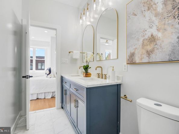 916 NE C Street NE, Washington DC 20002