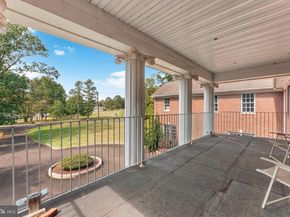 1390 Old Jacksonville, Ivyland PA 18974