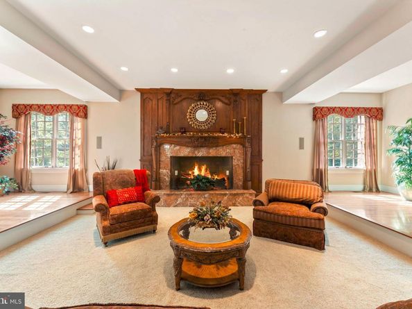 1390 Old Jacksonville, Ivyland PA 18974