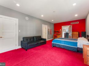 1390 Old Jacksonville, Ivyland PA 18974