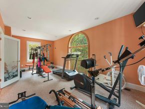 1390 Old Jacksonville, Ivyland PA 18974
