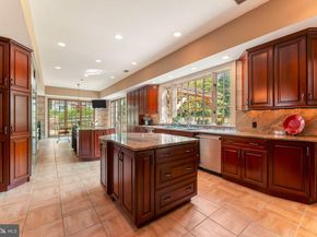 1390 Old Jacksonville, Ivyland PA 18974