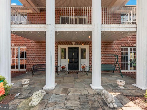 1390 Old Jacksonville, Ivyland PA 18974