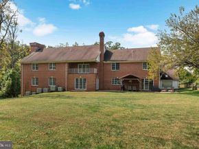1390 Old Jacksonville, Ivyland PA 18974