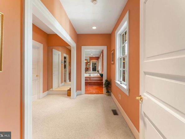 1390 Old Jacksonville, Ivyland PA 18974