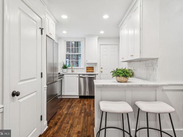 1935 S Hemberger Street, Philadelphia PA 19145