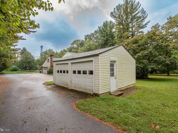 415 New Road, Southampton PA 18966