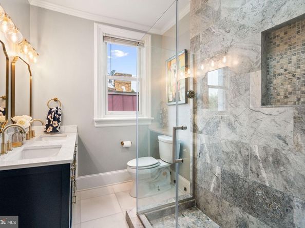 1840 Mintwood Place NW 402, Washington DC 20009