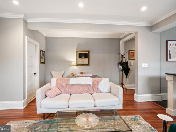 1840 Mintwood Place NW 402, Washington DC 20009