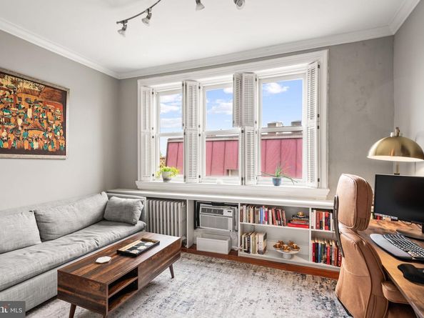 1840 Mintwood Place NW 402, Washington DC 20009