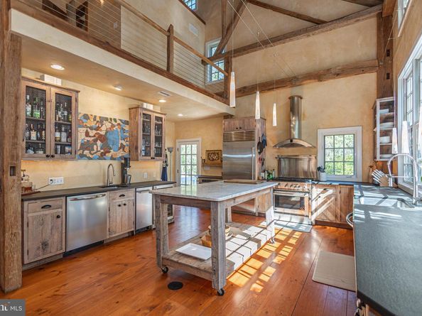 928 Taylorsville Road, Washington Crossing PA 18977