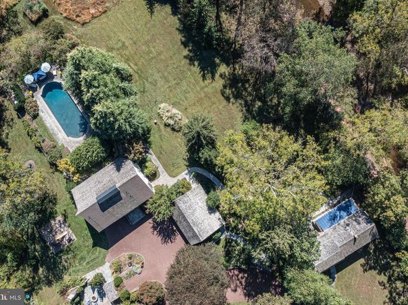928 Taylorsville Road, Washington Crossing PA 18977