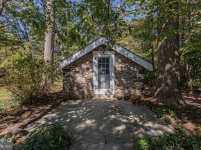 928 Taylorsville Road, Washington Crossing PA 18977