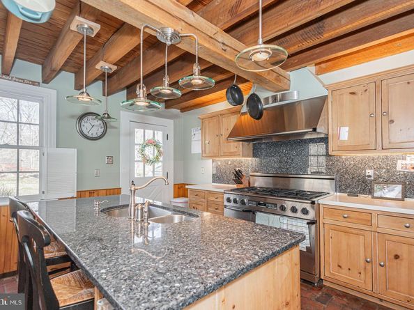 928 Taylorsville Road, Washington Crossing PA 18977