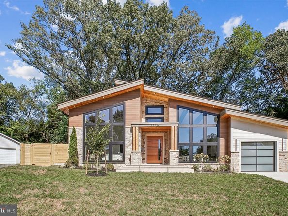 3126 Headrow Circle, Falls Church VA 22042