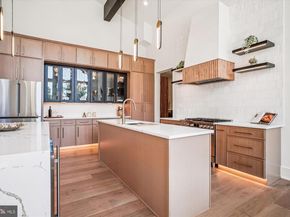 3126 Headrow Circle, Falls Church VA 22042