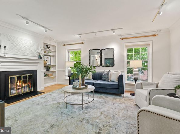 116 Cameron Mews, Alexandria VA 22314