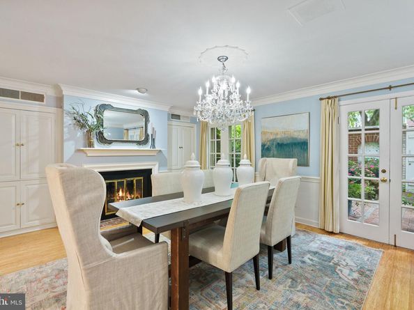 116 Cameron Mews, Alexandria VA 22314