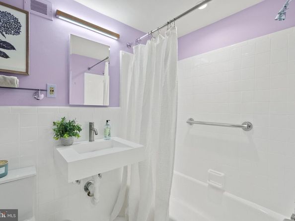 116 Cameron Mews, Alexandria VA 22314