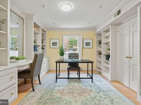 116 Cameron Mews, Alexandria VA 22314