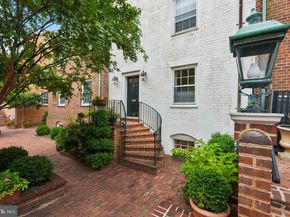 116 Cameron Mews, Alexandria VA 22314