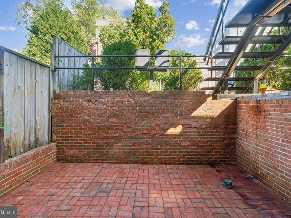 2519 I Street NW 1, Washington DC 20037
