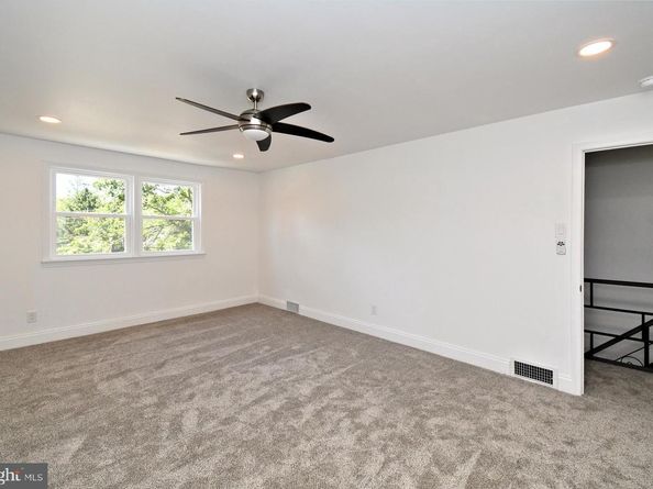 533 Evergreen Lane, Lafayette Hill PA 19444