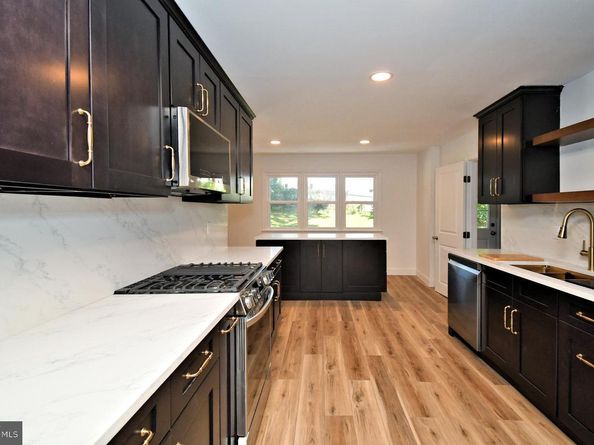533 Evergreen Lane, Lafayette Hill PA 19444
