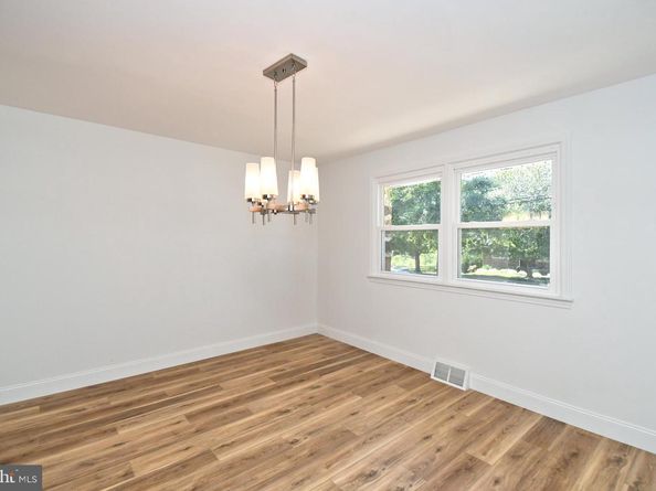 533 Evergreen Lane, Lafayette Hill PA 19444